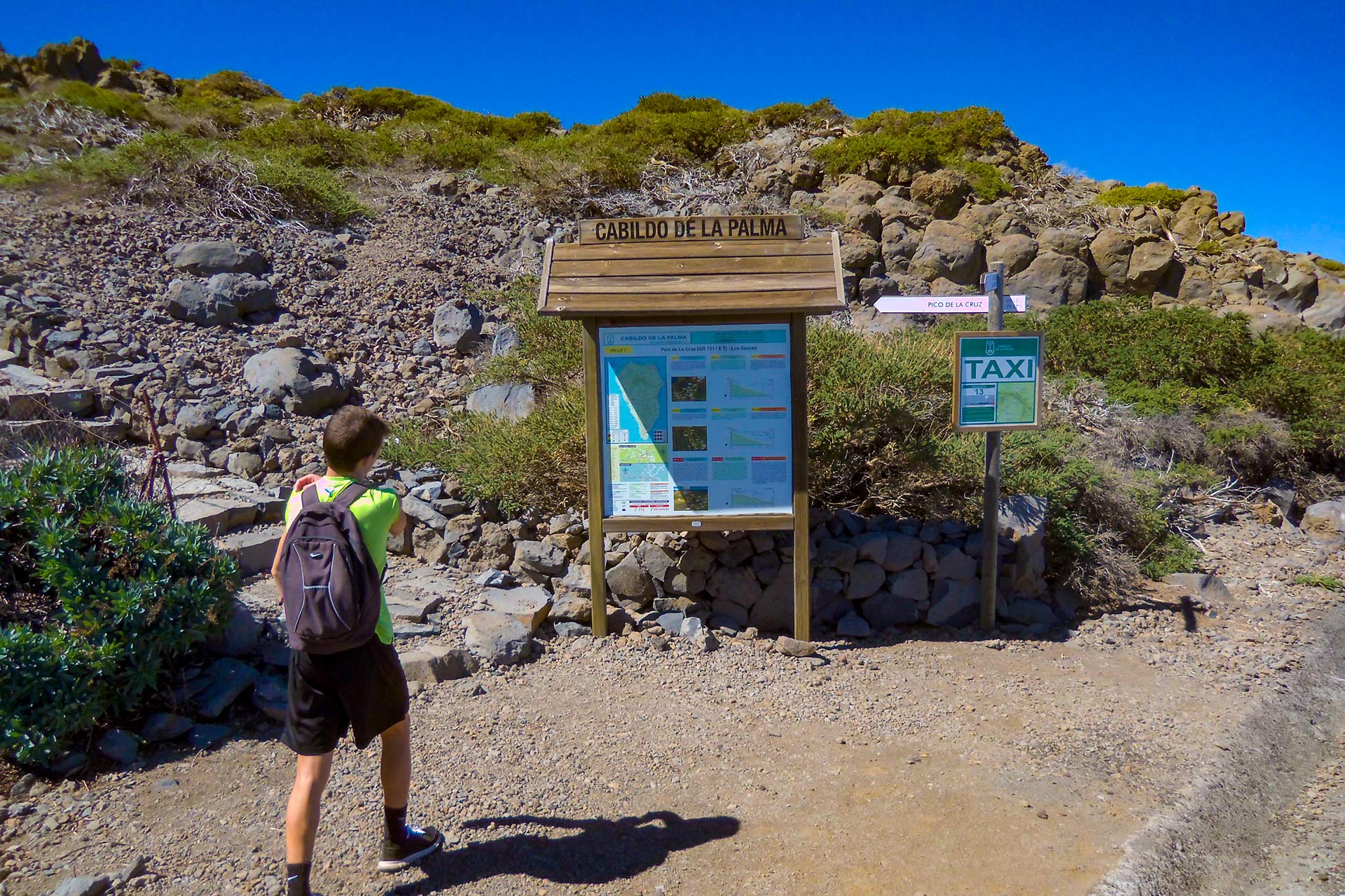 PR LP 7. Pico de La Cruz – Los Sauces-San Andrés-Charco Azul Otro sendero de gran belleza y singular, es el que desciende desde la cumbre de La Palma hasta el mismo mar, en el municipio de San Andrés y Sauces - Taxi a Marcos y Cordero · La Palma · Islas Canarias